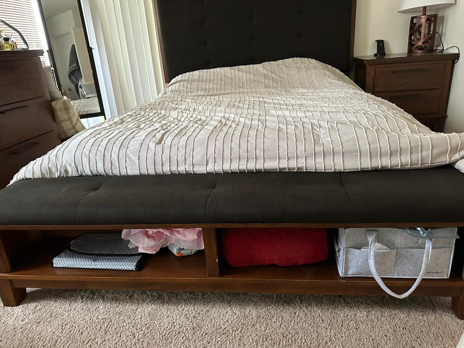 complete queen bedroom set