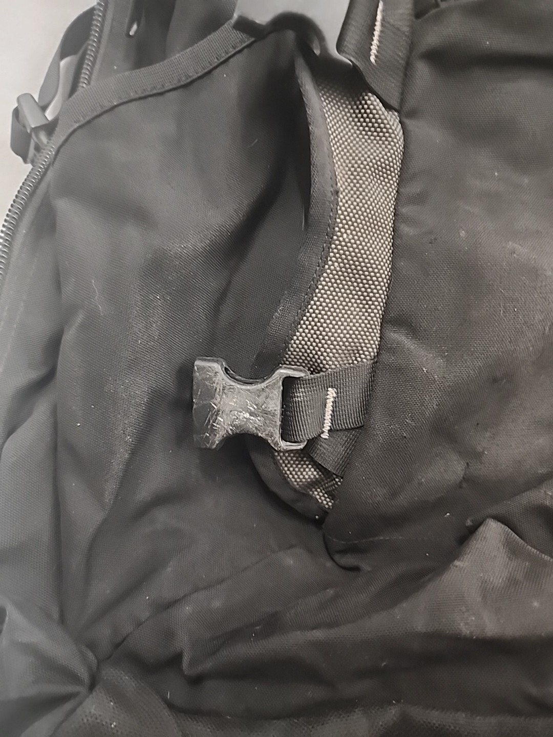 Salty Eagle Creek Continental Journey Backpack Black