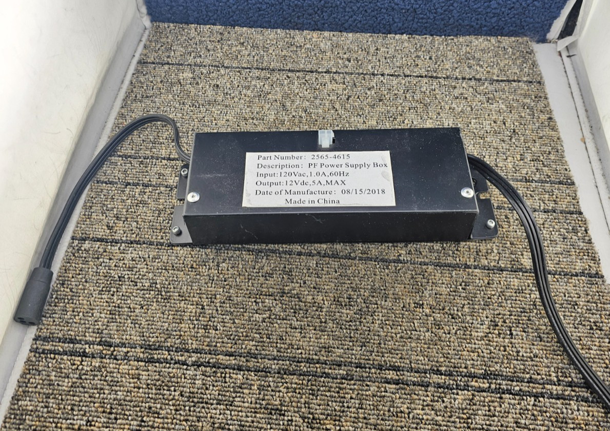 2565-4615 PF Power Supply Box 120VAC 1.0A 60Hz Input 12VDC 5A Max Output Black