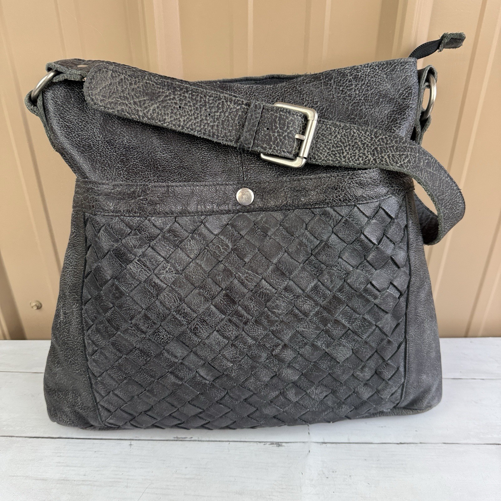 Anabaglish Women's Woven Joan Crossbody Bag Purse Hazel Gray EUC