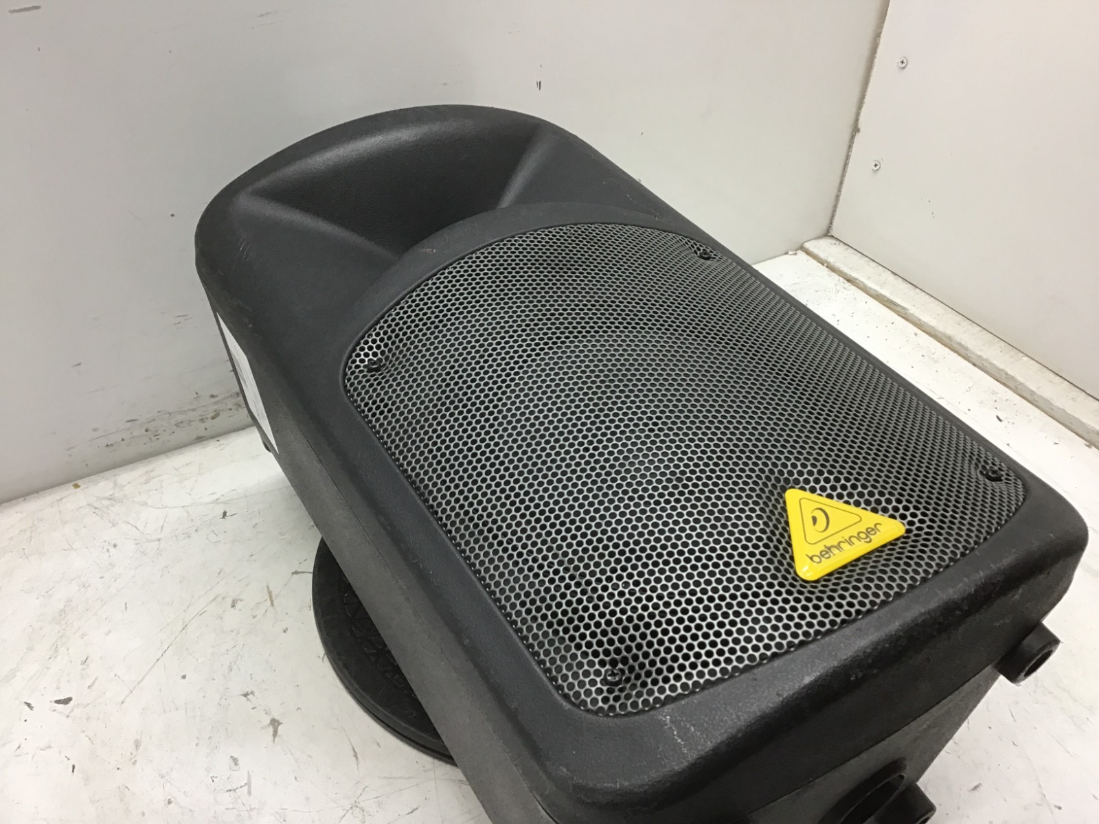 Behringer EPS500MP3 Compact Portable PA System - Single Speaker