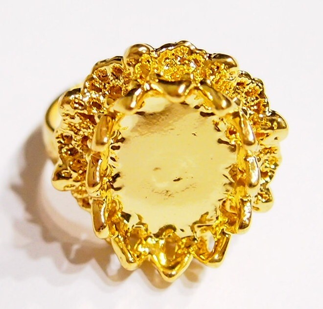 6 of 18x13mm Shiny Gold Victorian Deco Tiny 8 Skulls Adjustable Ring Settings