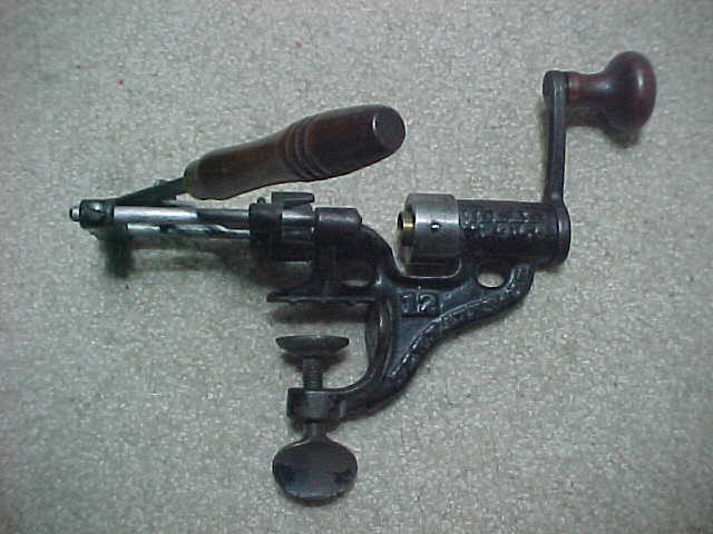 IDEAL MFG. CO. PRE-PATENT NEW HAVEN CT.  12 GA. ROLL CRIMPER