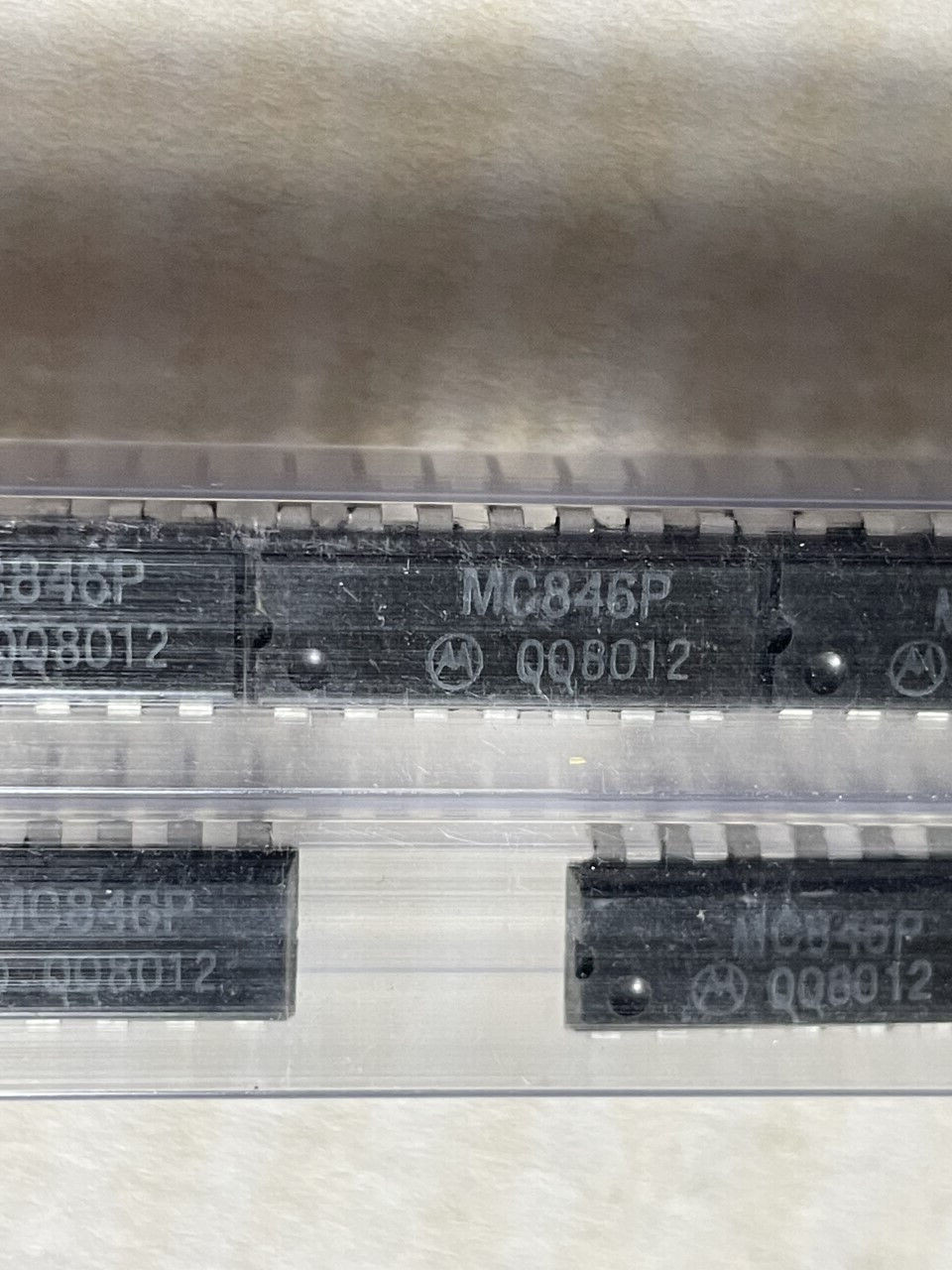 A lot of TWO (2) new NOS MOTOROLA MC846P , DTL  NAND Gates ,  PDIP14.