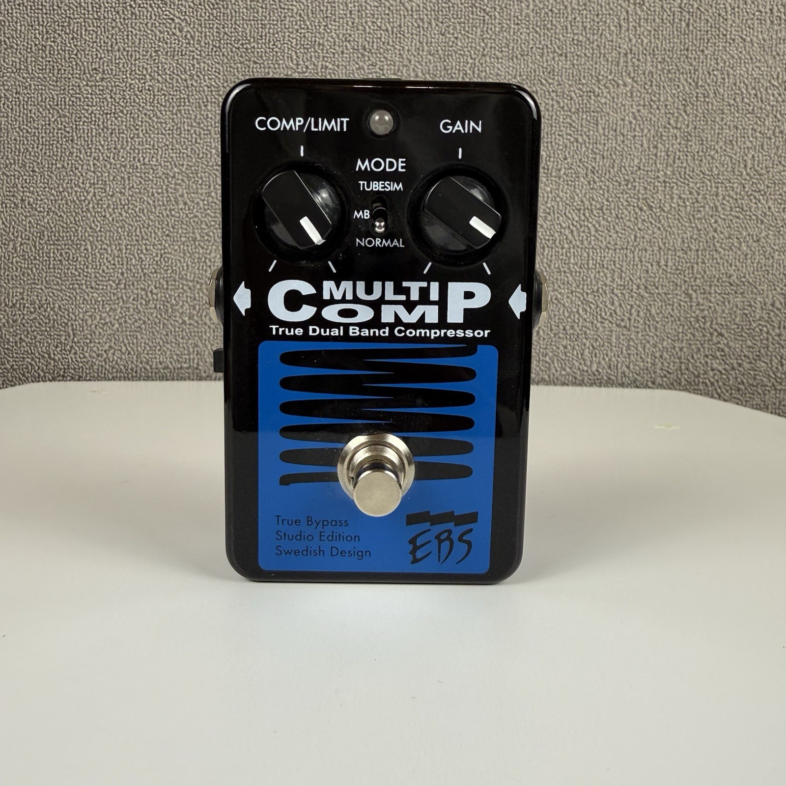 EBS Multi Comp Studio Edition Bass Effect Pedal True Dual Band Analog Compressor