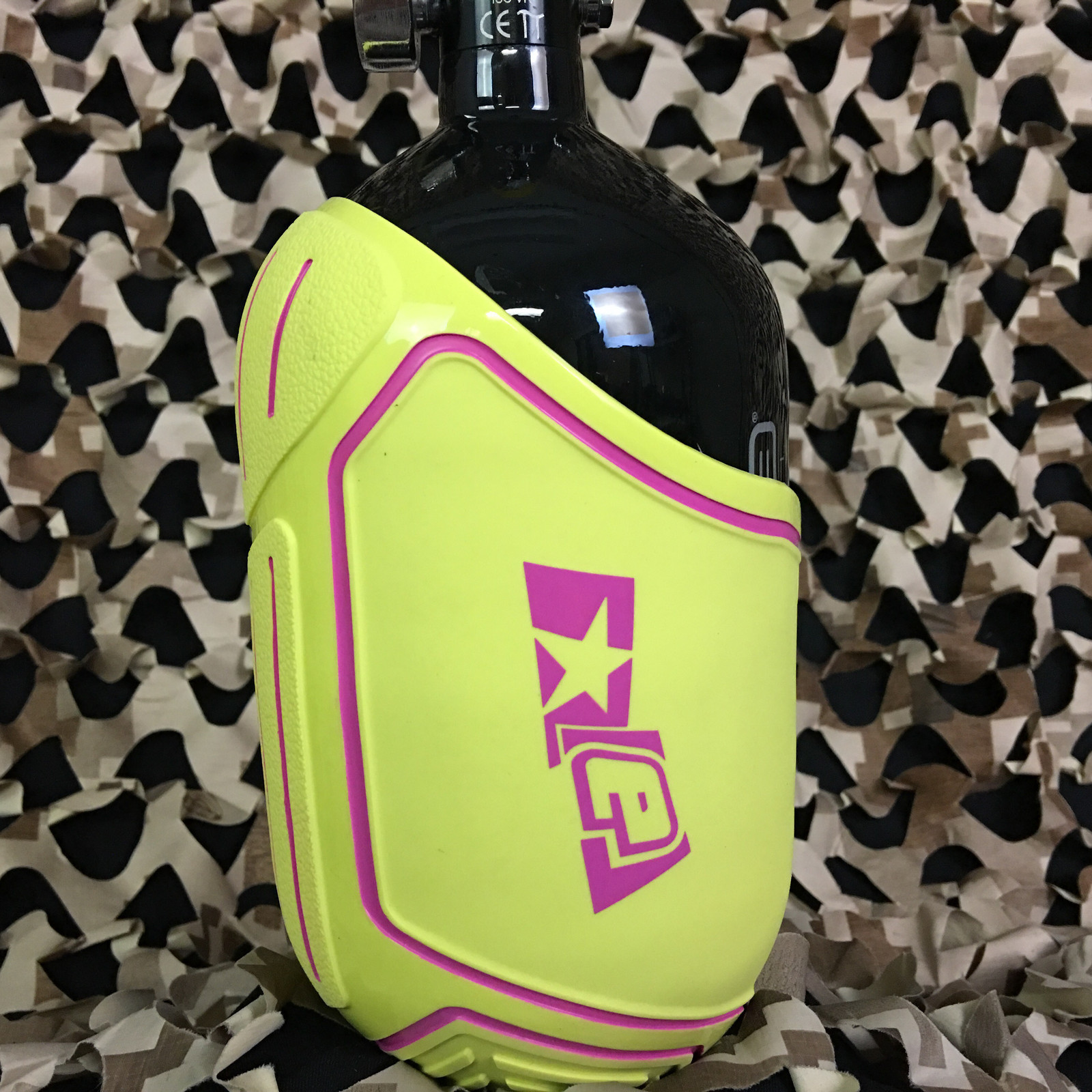 NEW Planet Eclipse Paintball Tank Cover - Medium (68ci - 72ci) - Gold/Pink