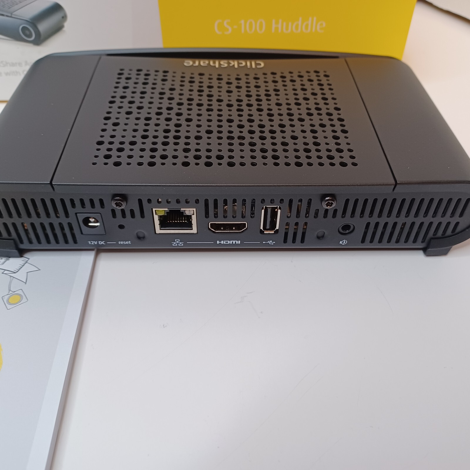 BARCO R9861510HN CS-100 Huddle Wireless Presentation System, Black