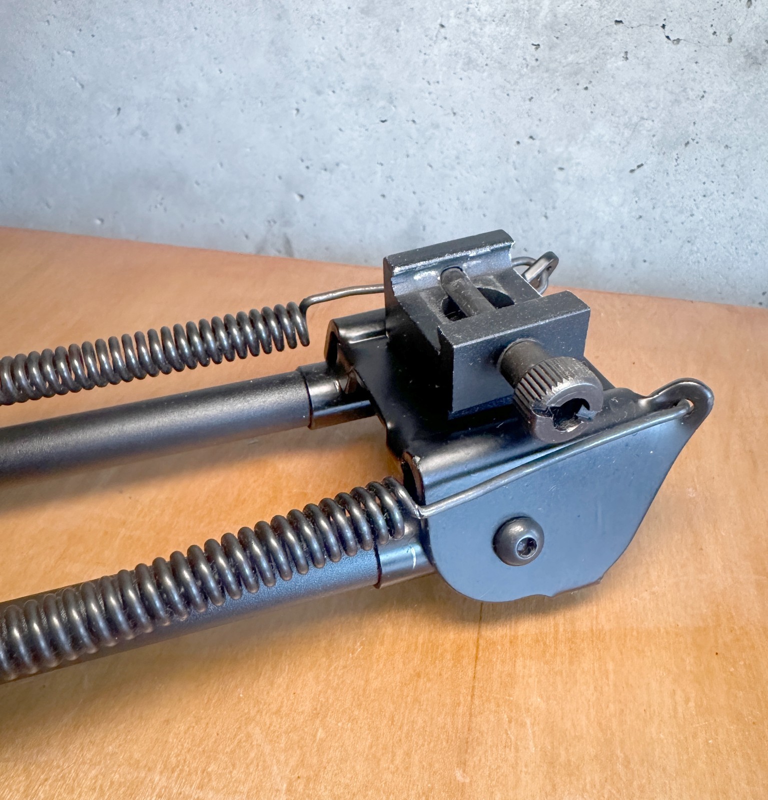 UTG Tactical OP Bipod TL-BP88 - Picatinny & Swivel Stud Mount Bipod