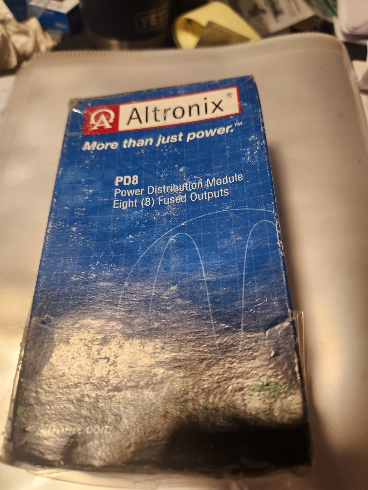 Altronix PD8 Eight (8) Fused Outputs Power Distribution Module