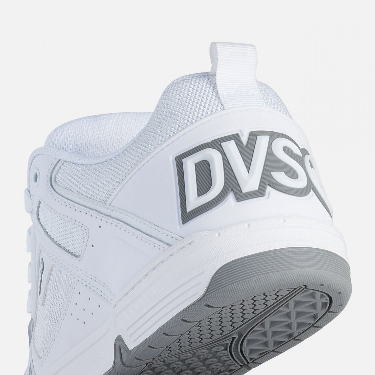 DVS Men's Comanche Skate Shoe White/Grey - DV01310102, White/Grey