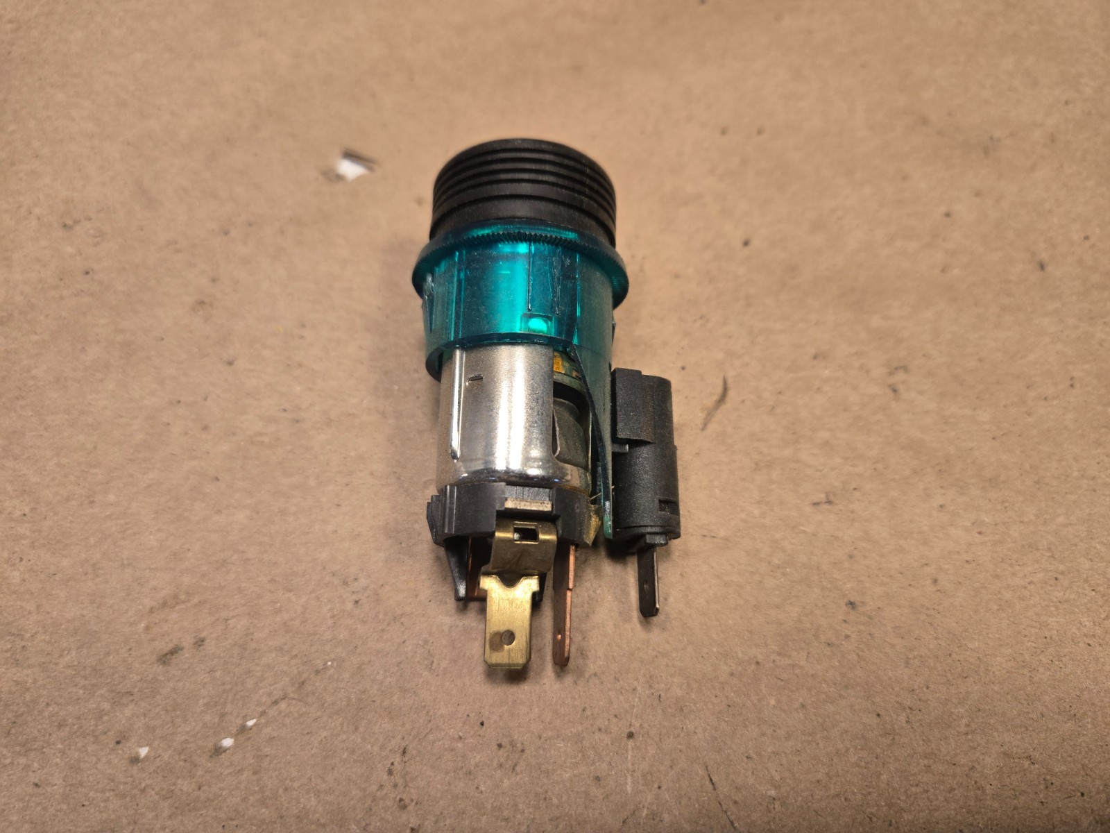 Jaguar XJ40 XJ6 Cigarette Lighter Base 1988-1994 JLM860