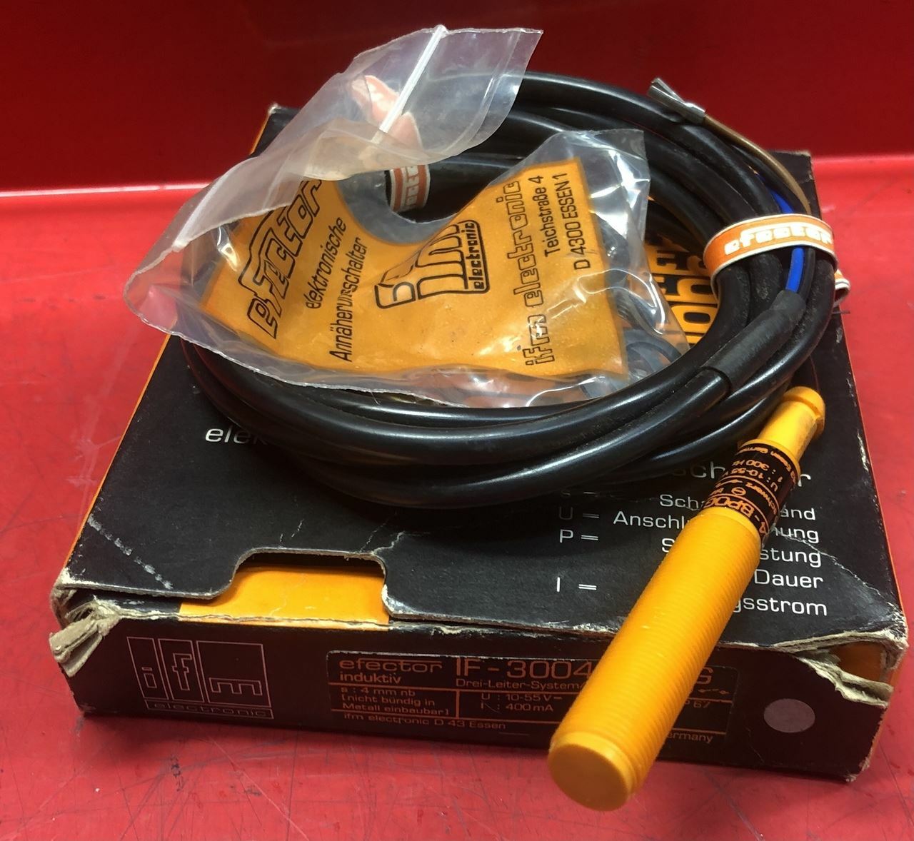 Efector IF-3004-BPOG Induction Sensor