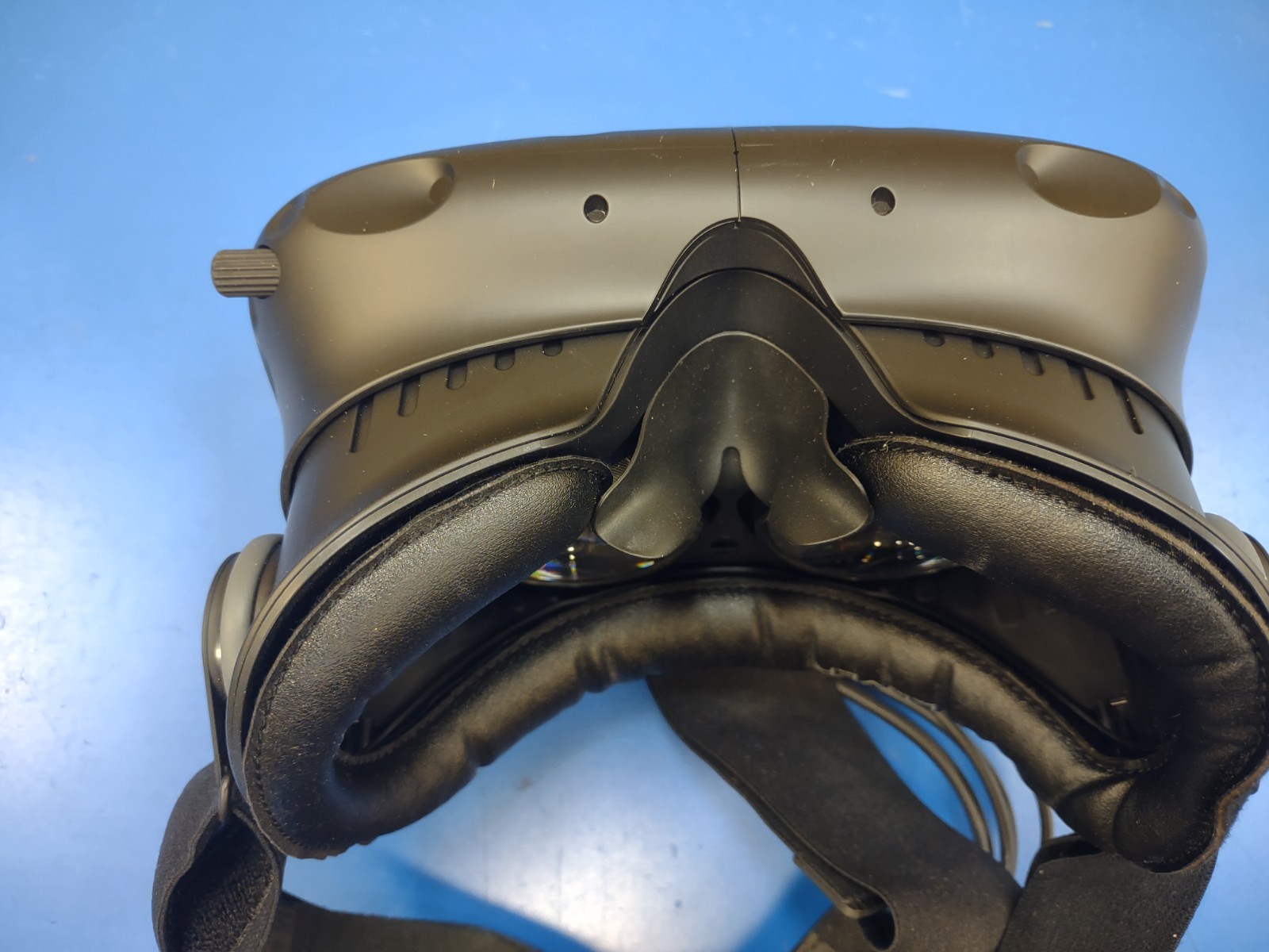 HTC VIVE VR Headset - Black (99HALN062-00)