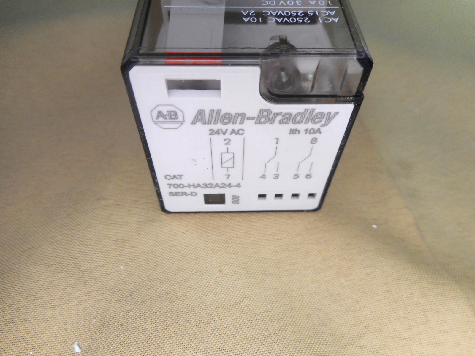 Allen Bradley 700-HA32A24-4 relay (NIB)