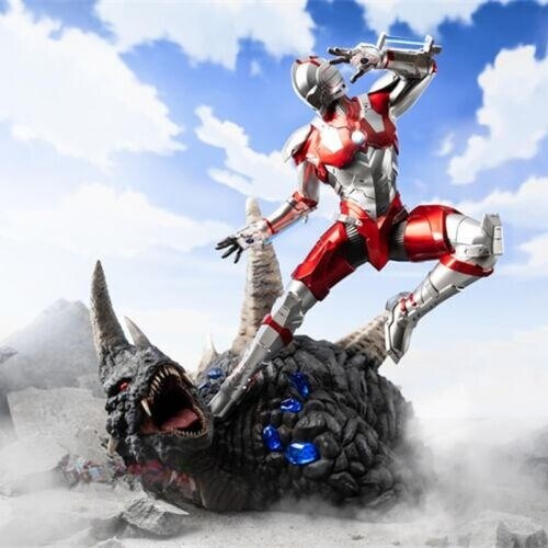 Purearts Ultraman VS Black King Resin Model Paintned In Box In Stock 1/4 Scale