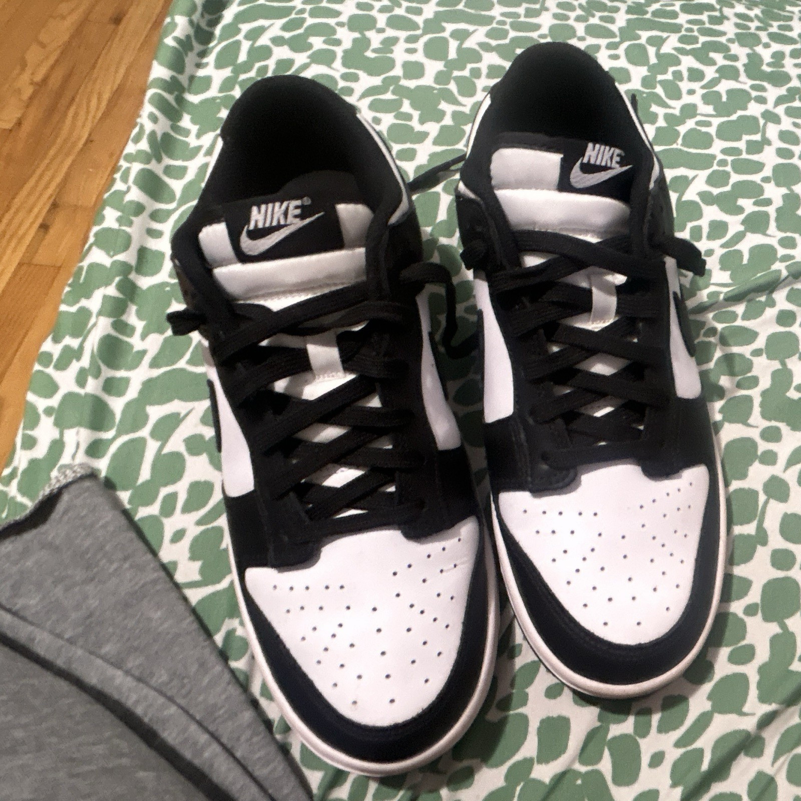 Nike Dunk Men's Low Top Sneakers Black/White Colorblock Lace Up