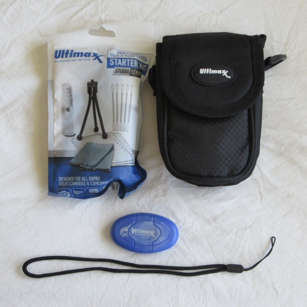 Ultimate Camera Kit Includes Cleaning Kit Camera Bag USB Port And Hand Strap