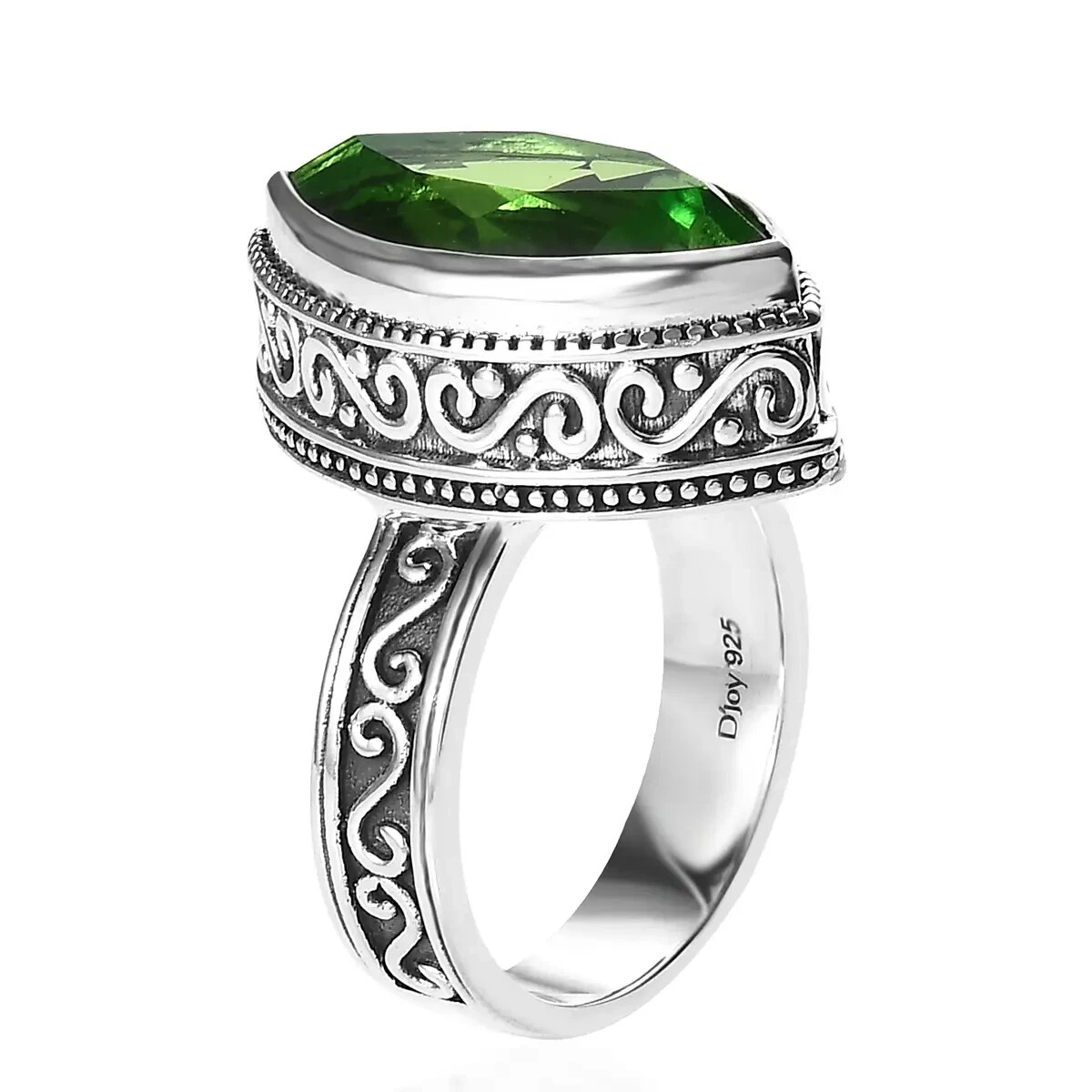 Artisan Crafted Chartreuse Quartz Solitaire Ring in Sterling 9 cts Sz 6