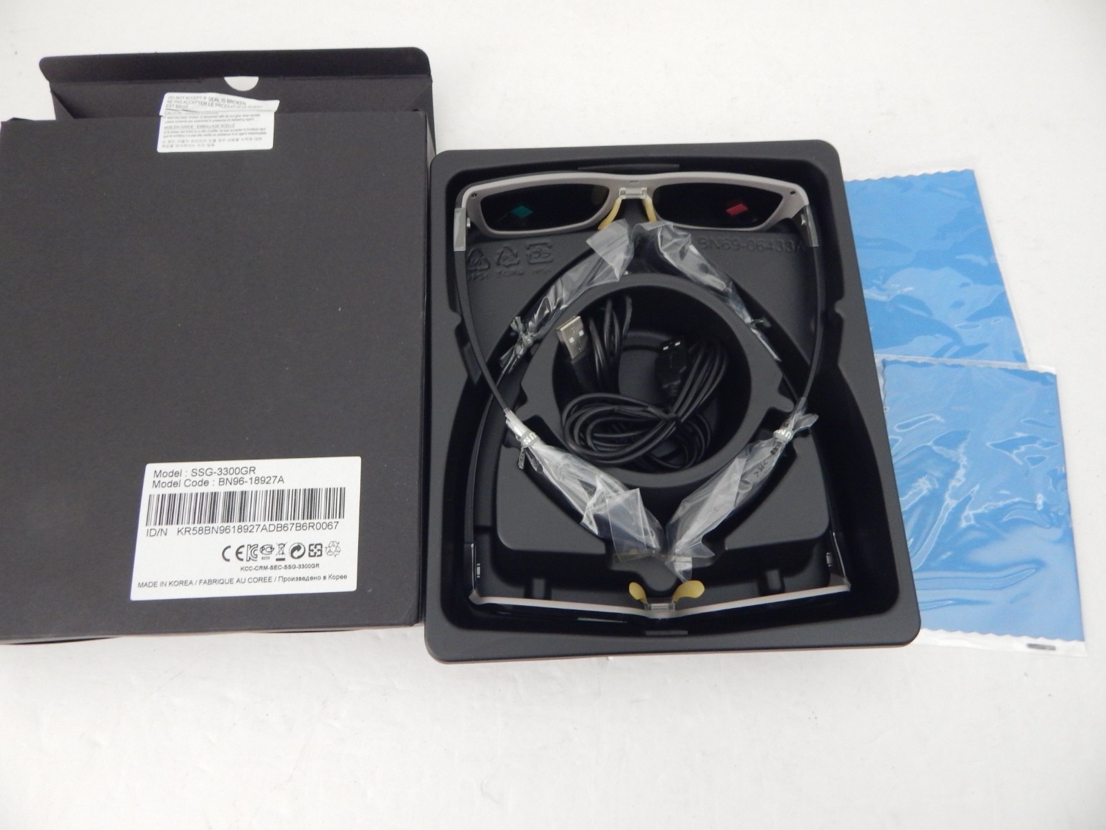 Samsung SSG-3300GR Rechargeable Active 3D Glasses 1 Pair New