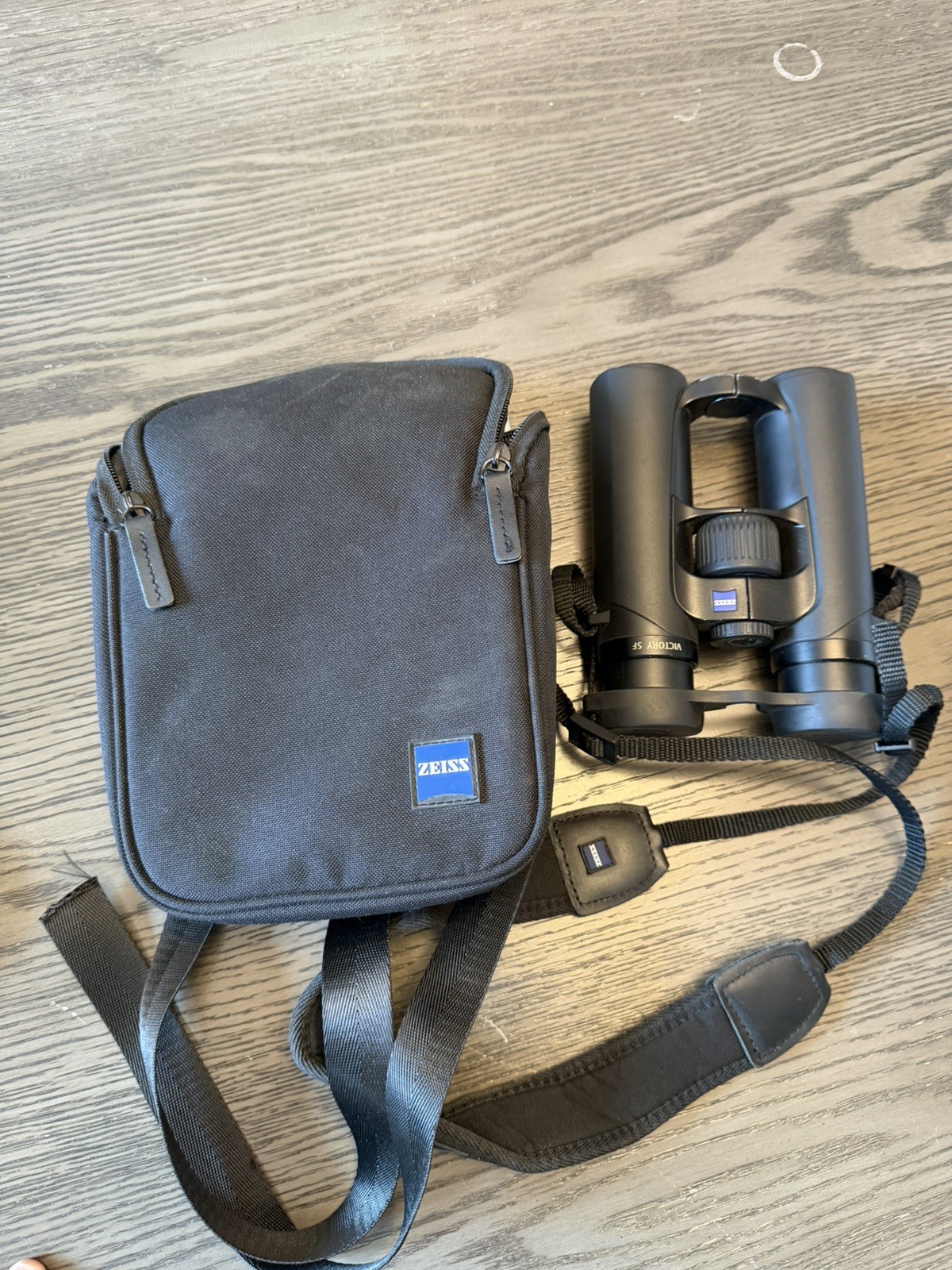 Zeiss Victory SF 10 x 32