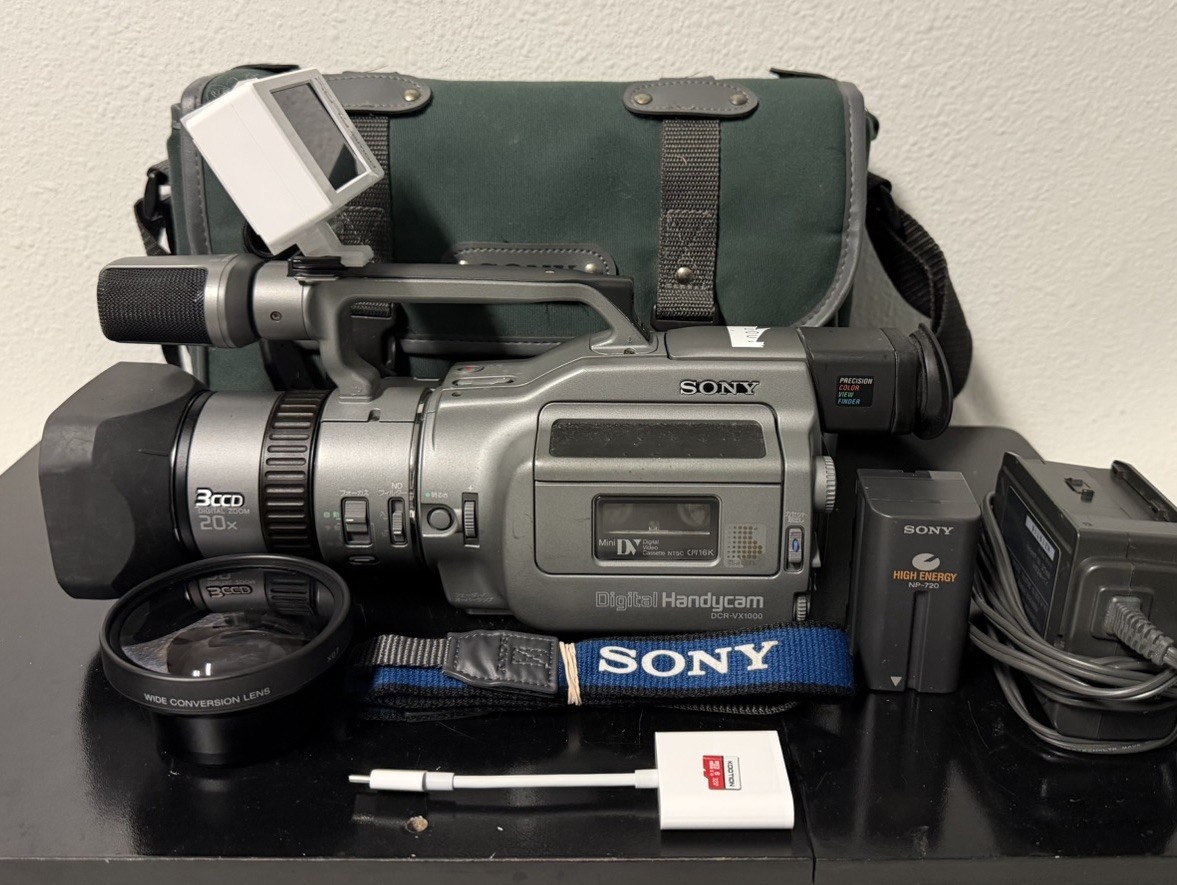 Sony Handycam DCR-VX1000 MiniDV Tapeless + Wide Angle Lens  TESTED WORKING ✅