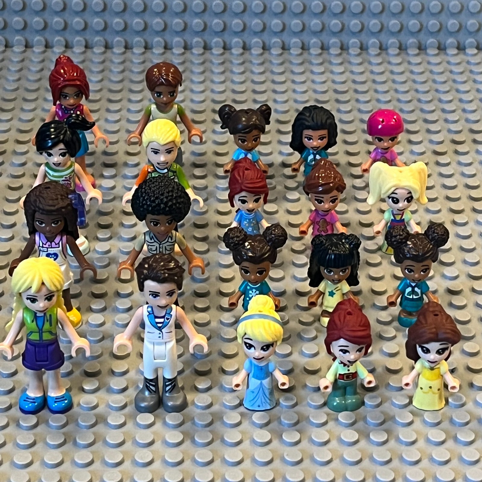 LEGO Friends Minifigures 2 Adults and 3 Children (5 Randomly Selected Per Order)