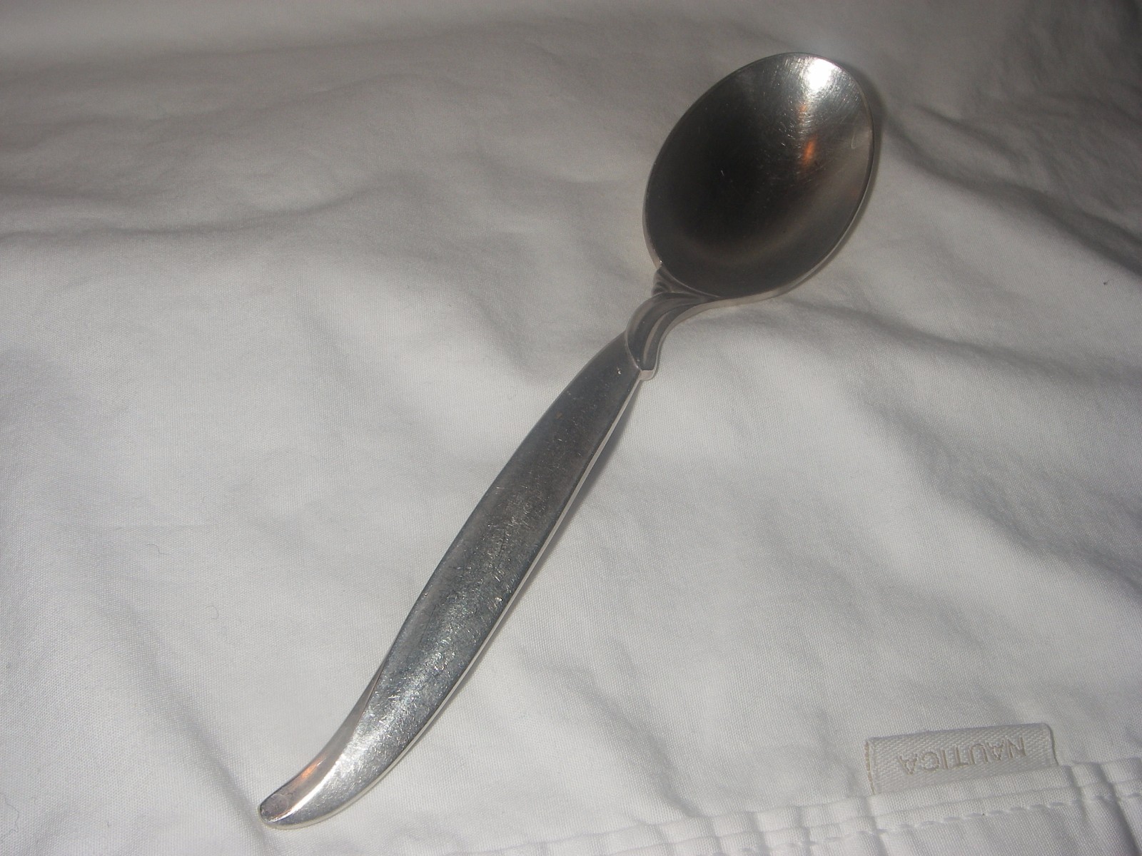1847 ROGERS BROS IS FLAIR SILVERPLATE SOUP SPOON  MID CENTURY 6 3/4 INCHES
