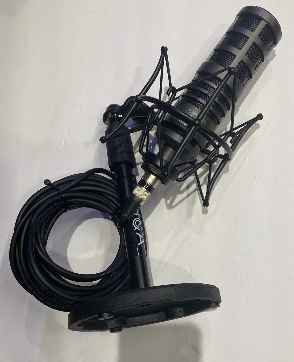 Turnstile Audio Platform Series TAP300 Cardioid Dynamic Broadcast MicrophoneUSED