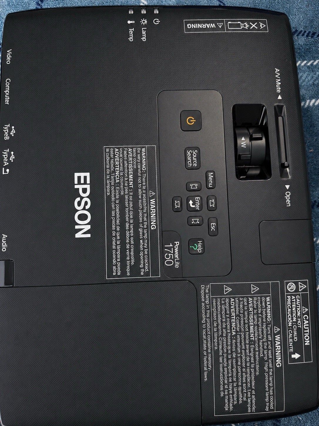 Epson PowerLite 1750 Projector LOW LAMP HOURS Under 10 Hrs w/ Bag & Accessories