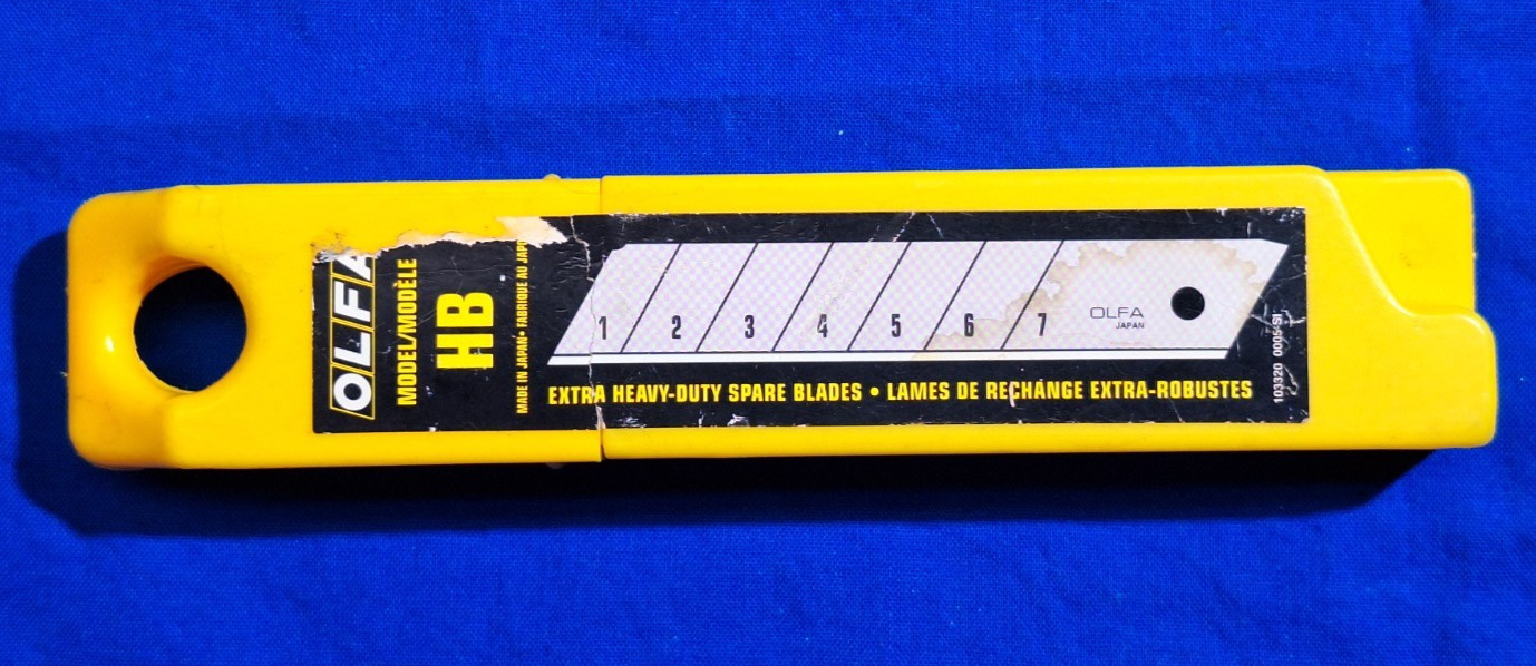 OLFA HB 0.7 Extra Heavy-Duty Snap Off Utility Knife Replacement Blades