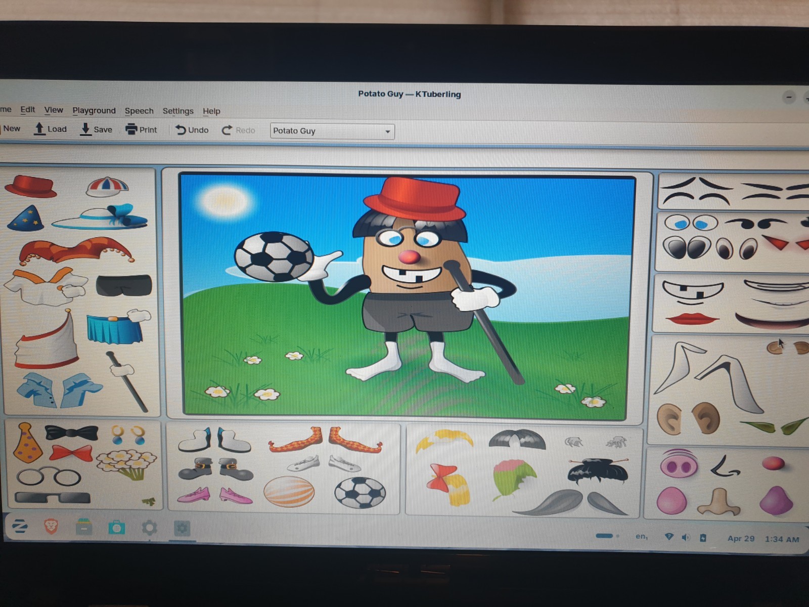 Linux Zorin OS 18.1 Education, 64-bit, Bootable Live and Install USB Flash Drive