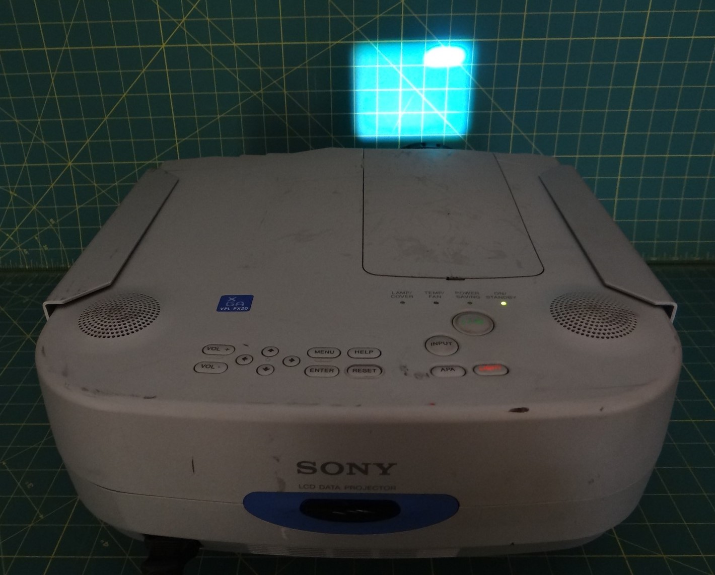 Sony LCD Data Projector Model VPL-PX20 100-240V 2.9-1.2A