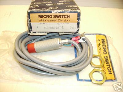 ⭐NEW IN BOX⭐ HONEYWELL MICRO SWITCH MICROSWITCH 923AB3W-A7T-L