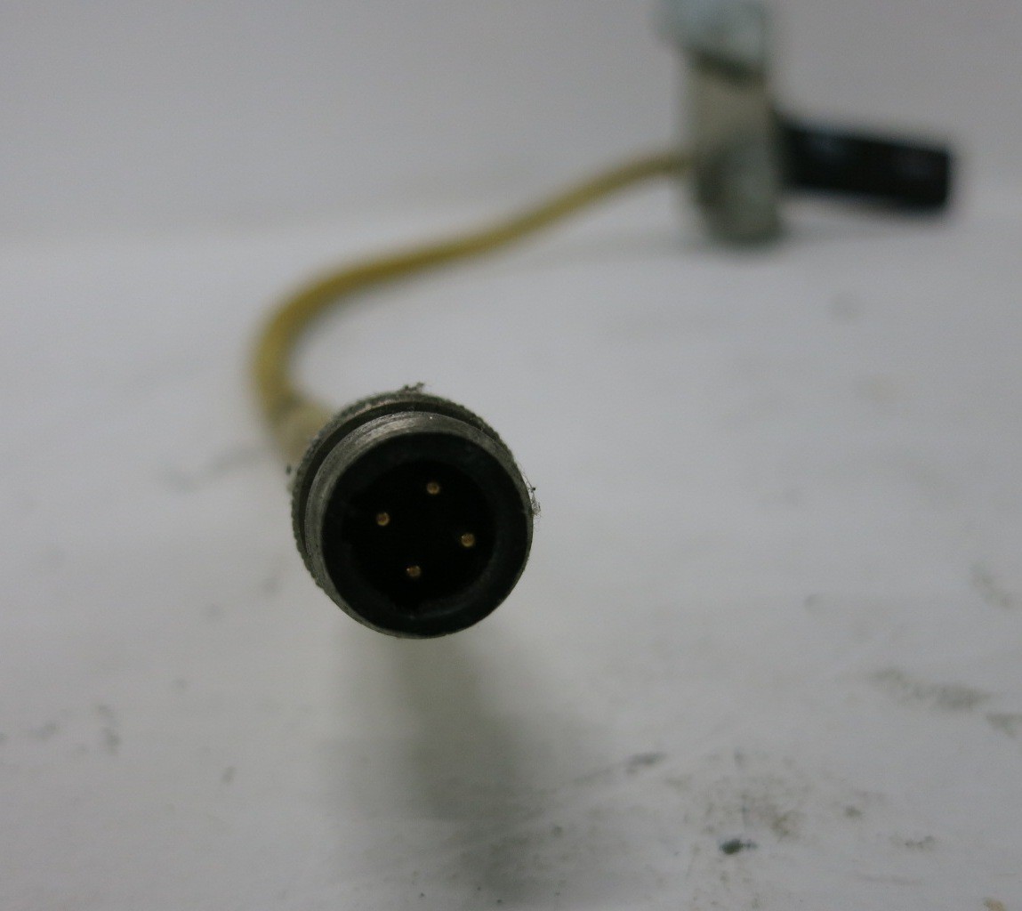 Allen Bradley 42SRP-6004-QD Ser B Photo Switch Diffuse Control Light Operate