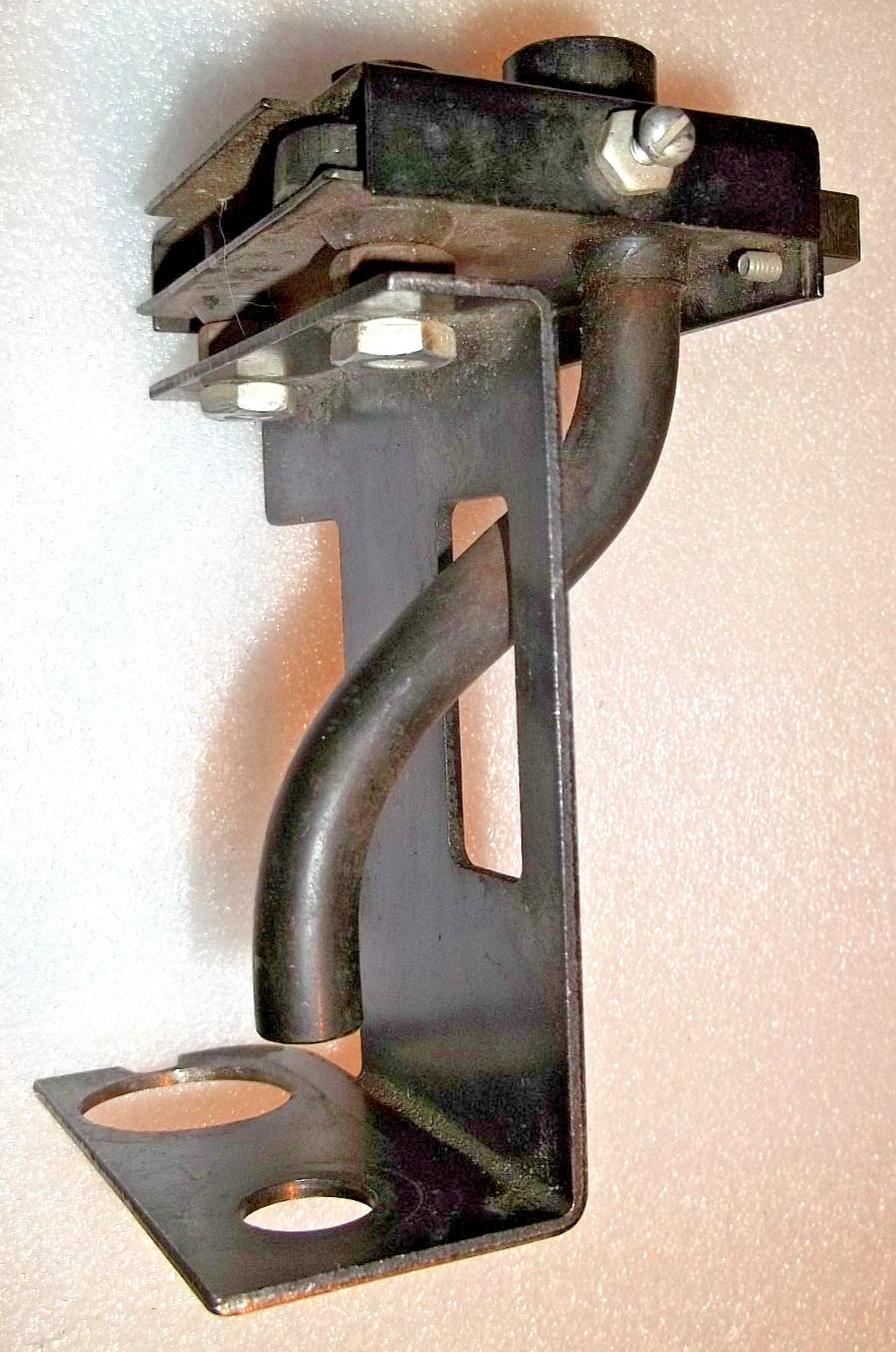 RELOADER PART WITH SPOUT & OPEN/CLOSE LEVER - UNKNOWN APPLICATION - FREE SHIP
