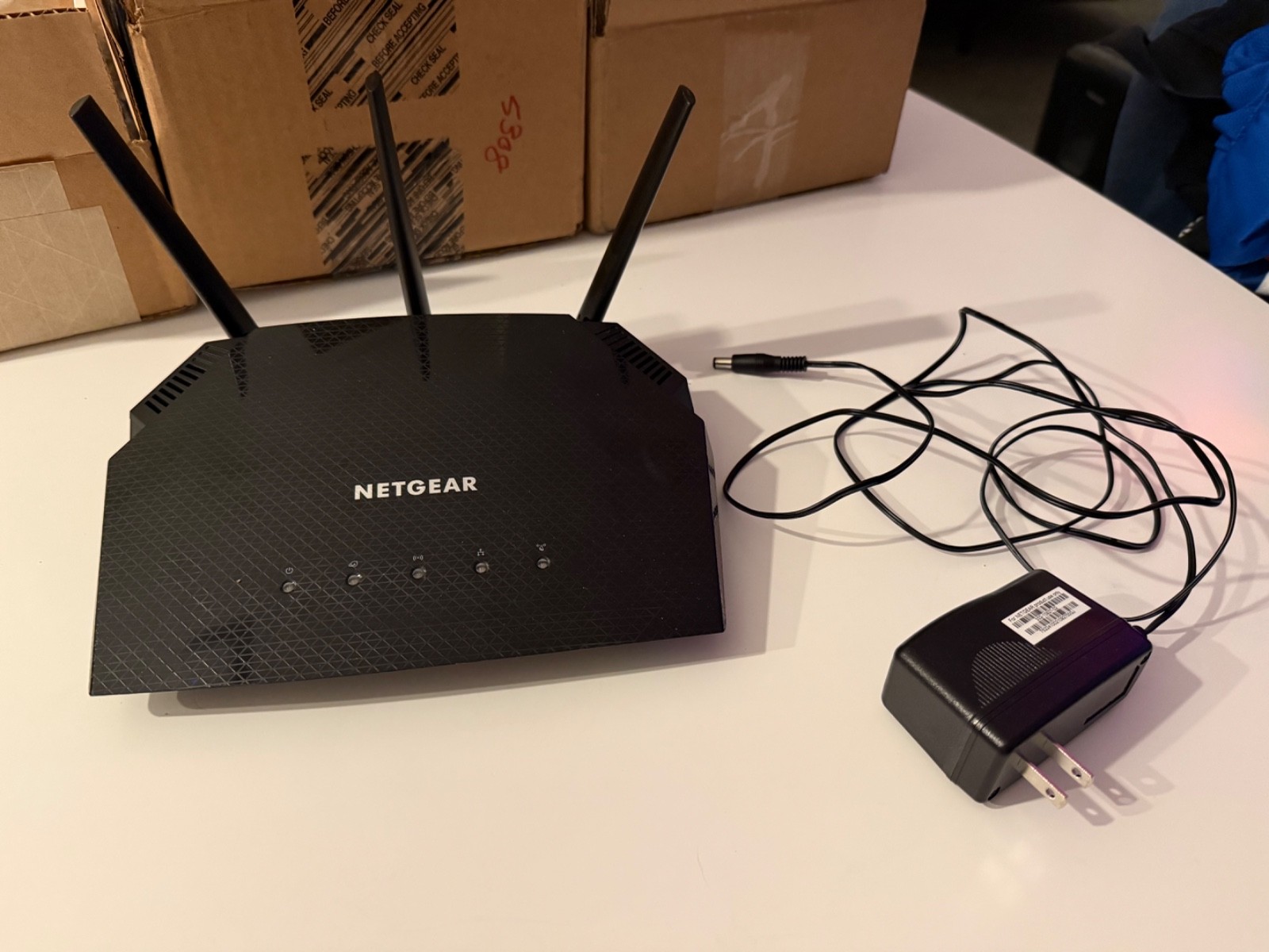 NETGEAR Nighthawk RAX10 AX1800 Dual-Band Wi-Fi 6 Router