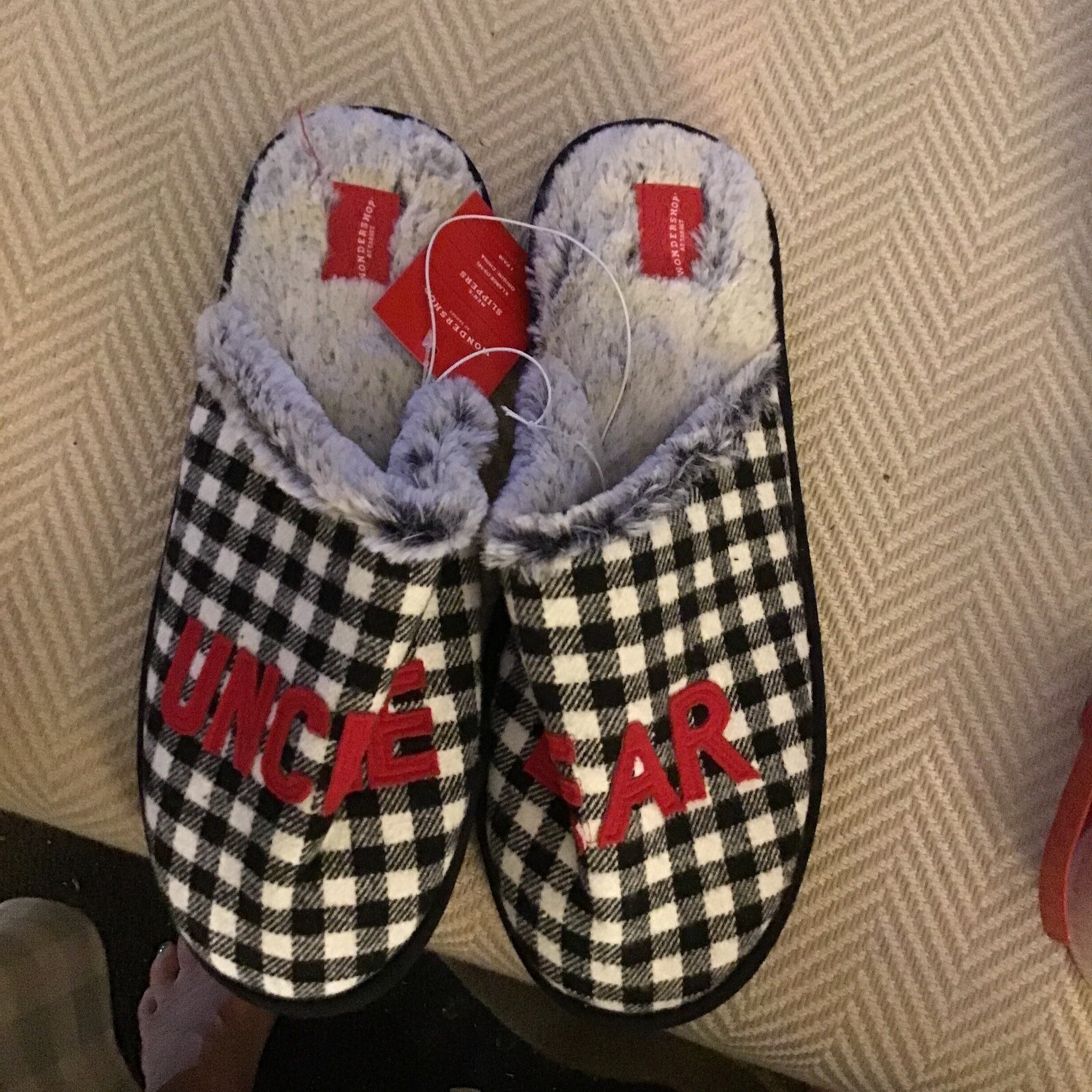 MEN'S, SLIP-ON SLIPPERS,NEW,  PLAID, UNCLE BEAR, XL 13-14 Wonder shop At Target