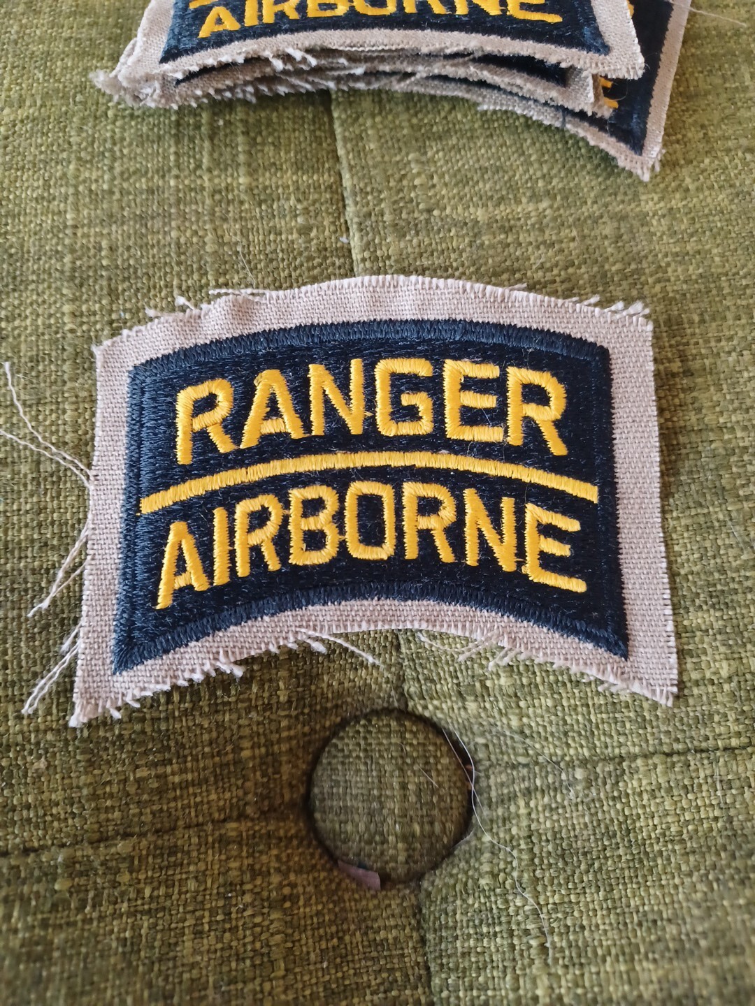 Reproduction US Army Ranger Airborne Tab Shoulder Patch - Cut Edge