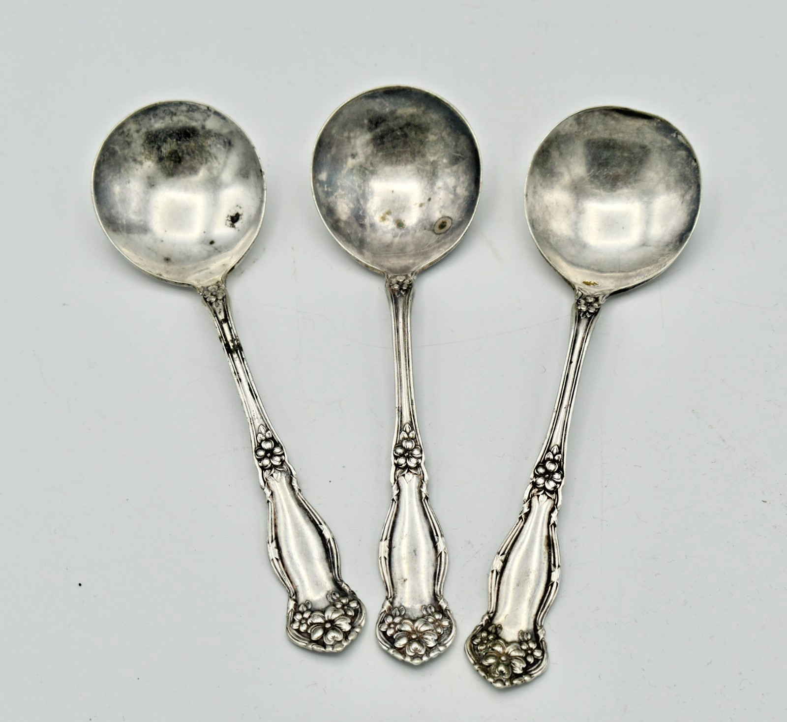 Rogers Bros Silver Plated 5 1/2" spoons SET 3
