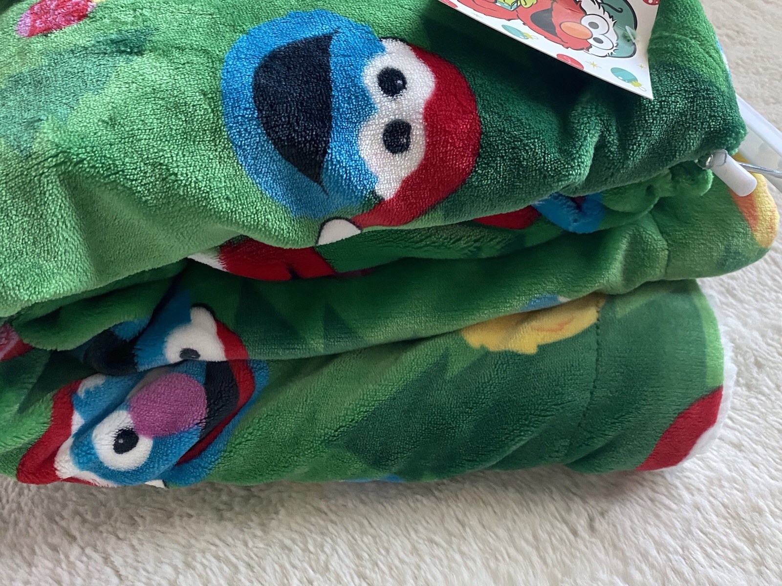 Sesame Street Christmas W/Sherpa Throw Blanket Elmo Cookie Monster Big Bird NEW