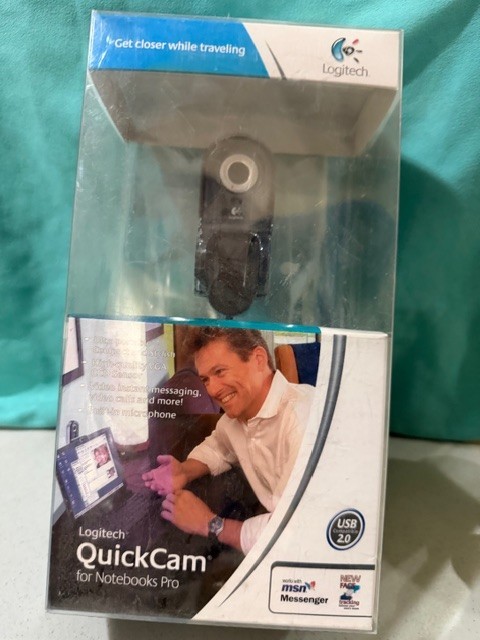 Logitech QuickCam for Notebooks Pro USB 2.0 Webcam new