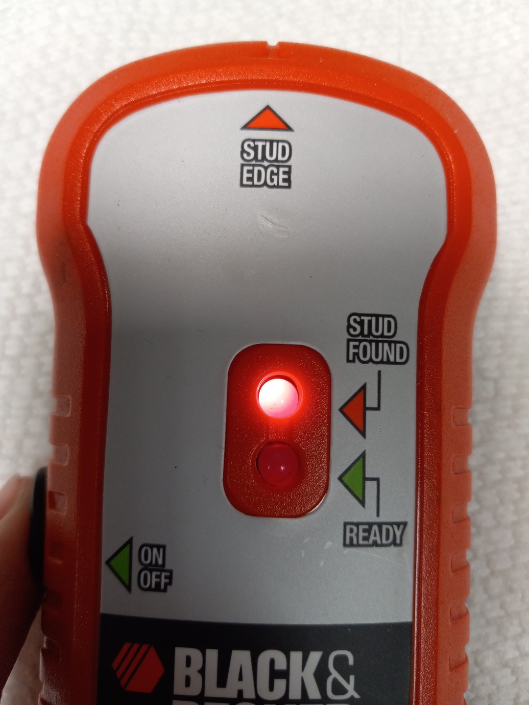 Black and Decker SF100 Stud & Metal Sensor Finder LED Indicators