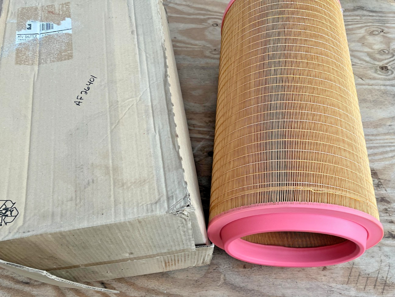 AF26401 Genuine Fleetguard OEM Cummins AIR FILTER