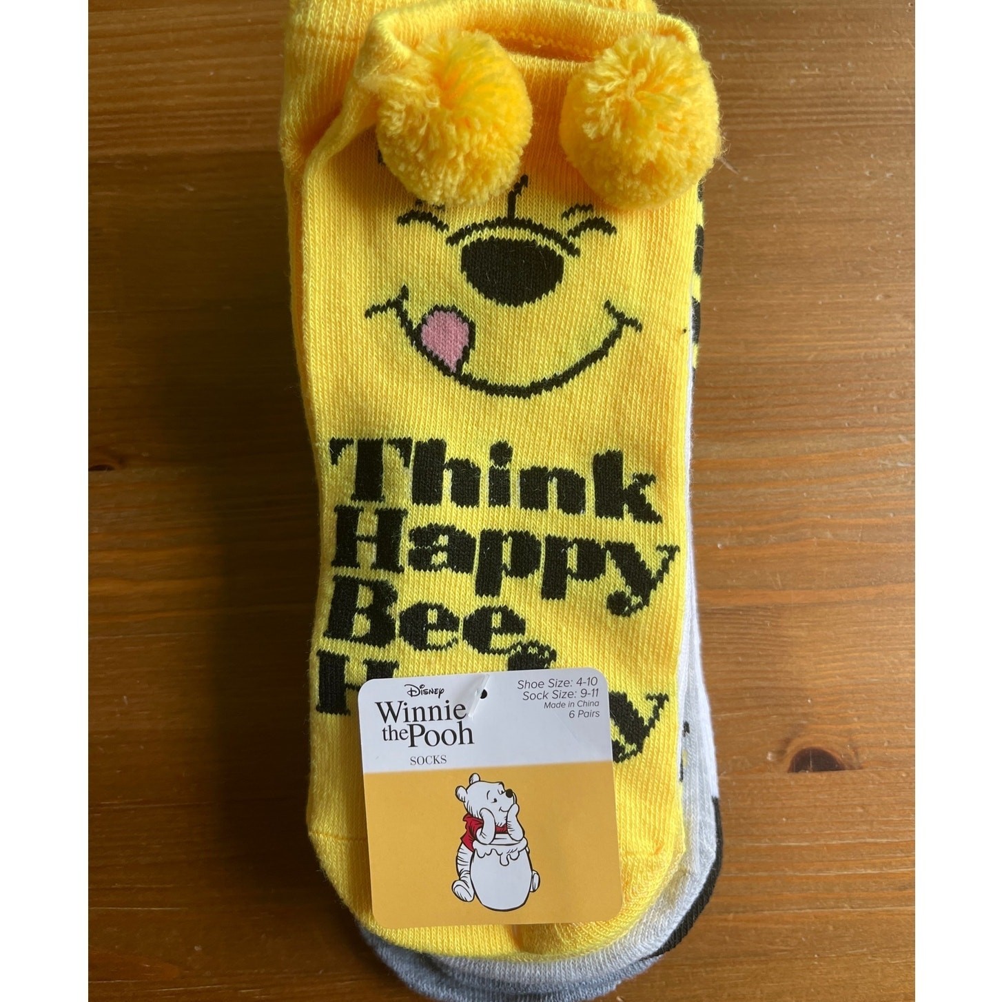 Disney Winnie the Pooh Pom Pom No Show 6 Pairs Socks NEW Size 9-11