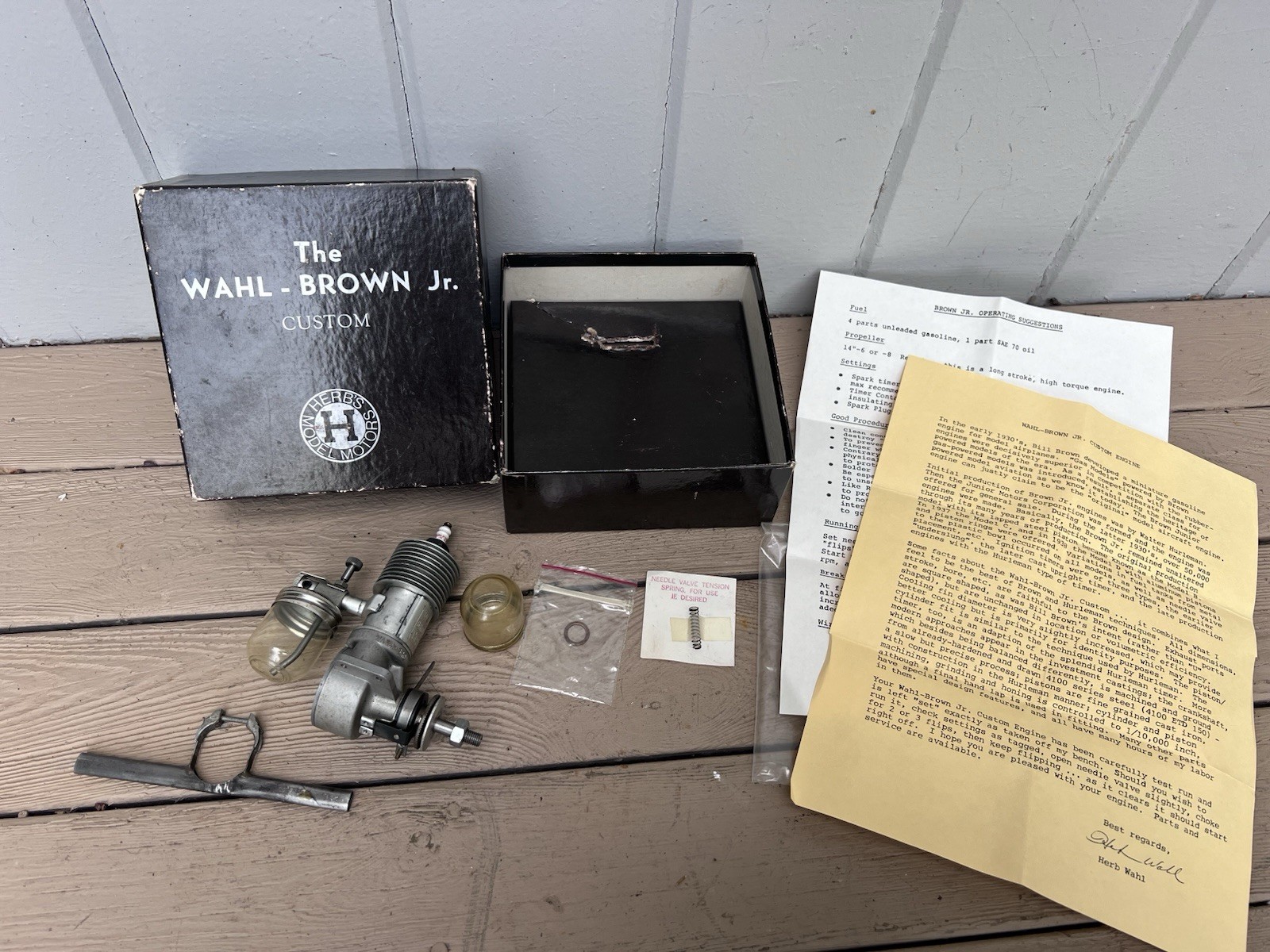 Vtg Wahl BROWN JR SPARK IGNITION ENGINE BOX Rc Papers Rare Boat Plane Custom