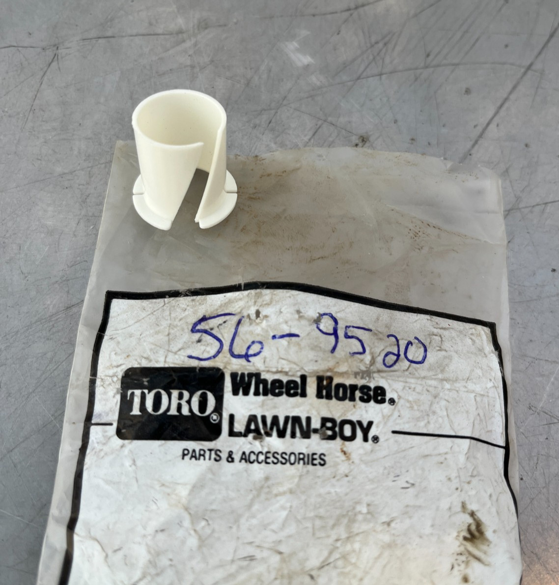 56-9520 Genuine OEM Toro NYLON BUSHING 569520