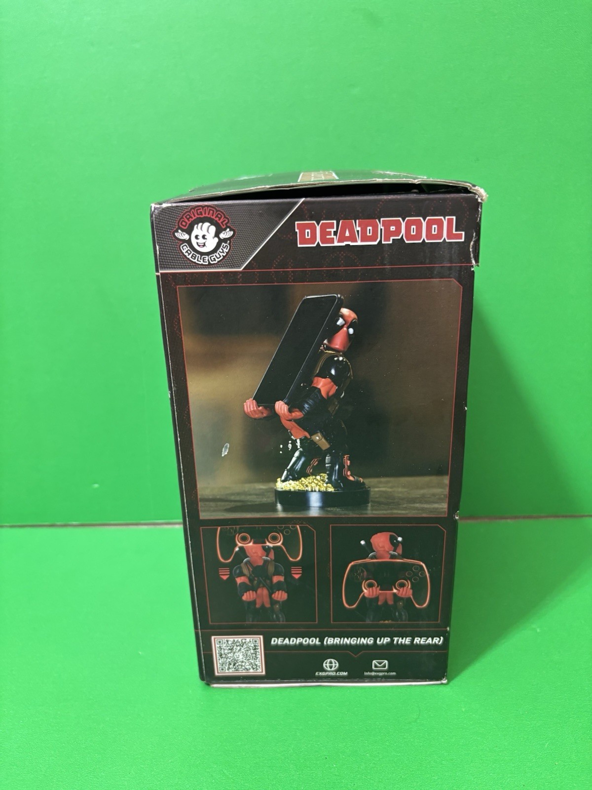 Marvel: Deadpool Rear View - Original Mobile Phone & Gaming Controller Holder