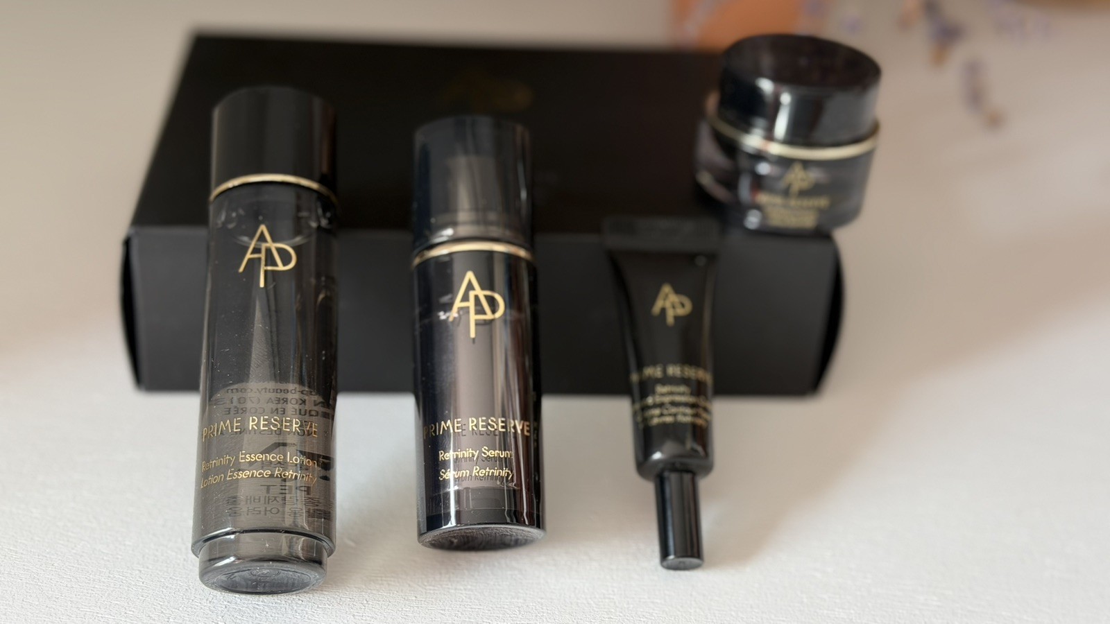 AMORE PACIFIC AP PRIME RESERVE UNIVERSE COLLECTION MINI SIZE 4pcs, Exp 27