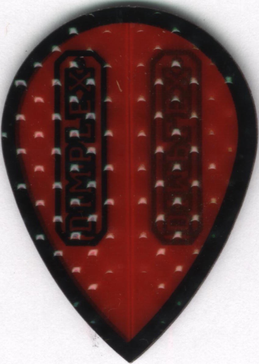 Red and Black Teardrop Dimplex Dart Flights: 3 per set