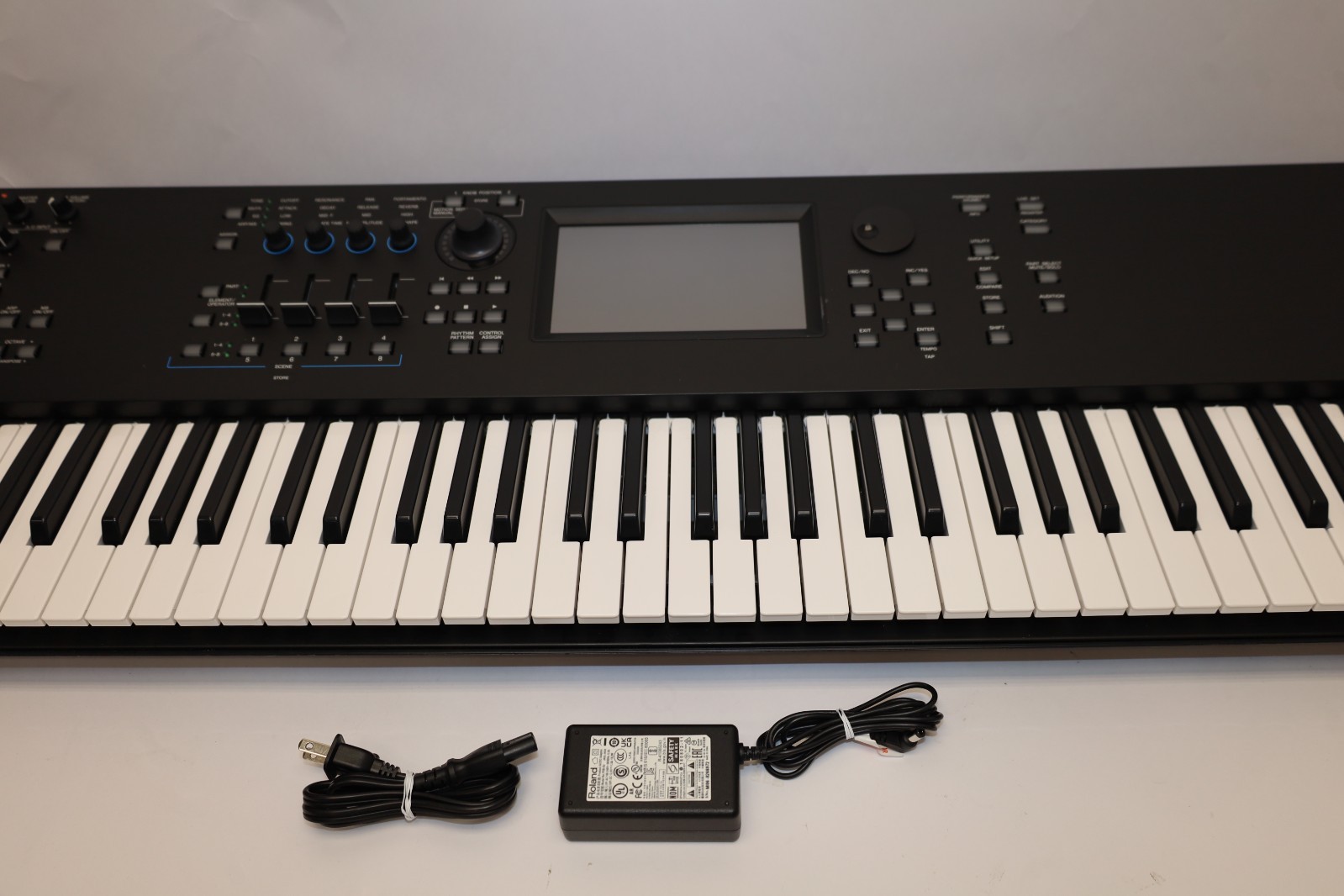 Yamaha MODX7+ PLUS 76-Key Workstation Keyboard